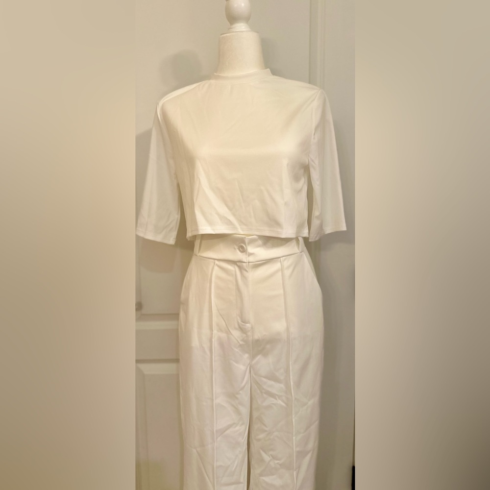 Crop top high waist set in size medium (runs small)